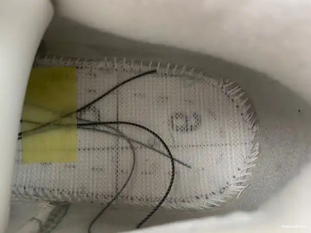 One Kick CL1184-146 Retro 4 The What Jordan 0602